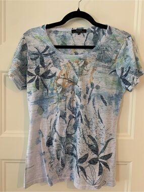 Vex , Women's Floral Print Short Sleeve Tee - Blue Multi